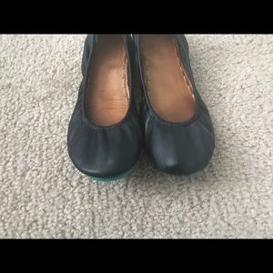 Matte black size 8 Tieks
